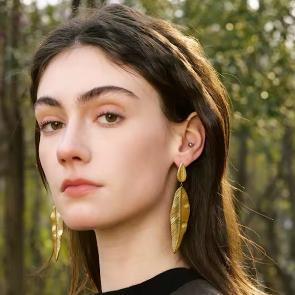 Tropic Gleam Earrings